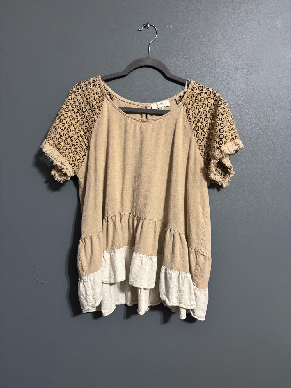 Umgee USA neutral ruffle tiered cottagecore minimalist Fall blouse women’s XL
